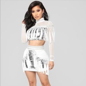 Popular Premium White Fringe Sequin Set
